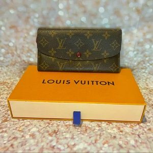 SOLD❤️Louis Vuitton Emilie Wallet❤️ EXCELLENT Condition‼️Box Included‼️